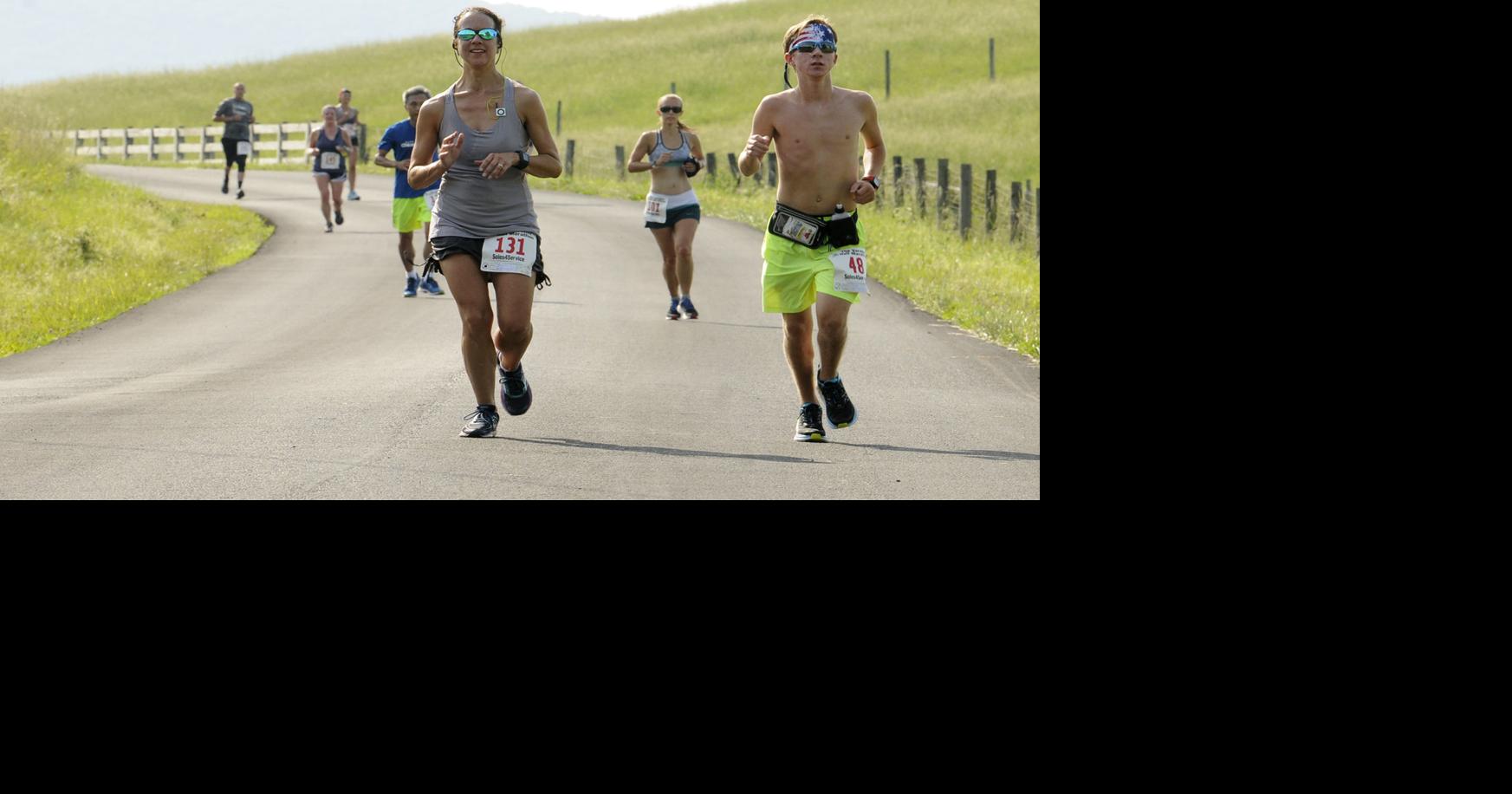 Slideshow 2018 Varmint half Marathon Gallery