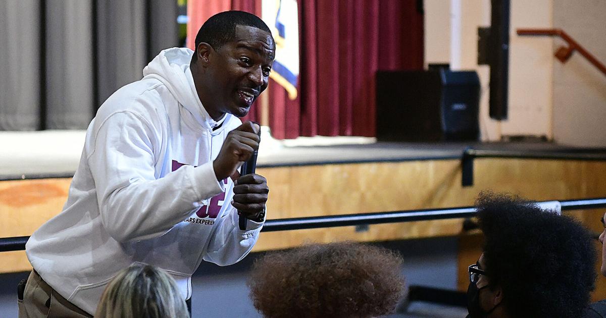 Motivational speaker Willie Spears at Bluefield High School News