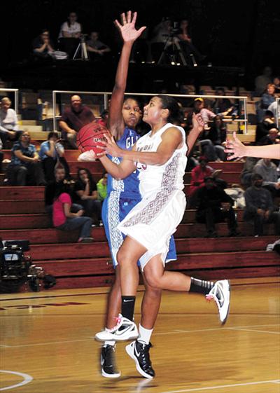 Concord Sweeps Pioneers College Sports Bdtonline Com