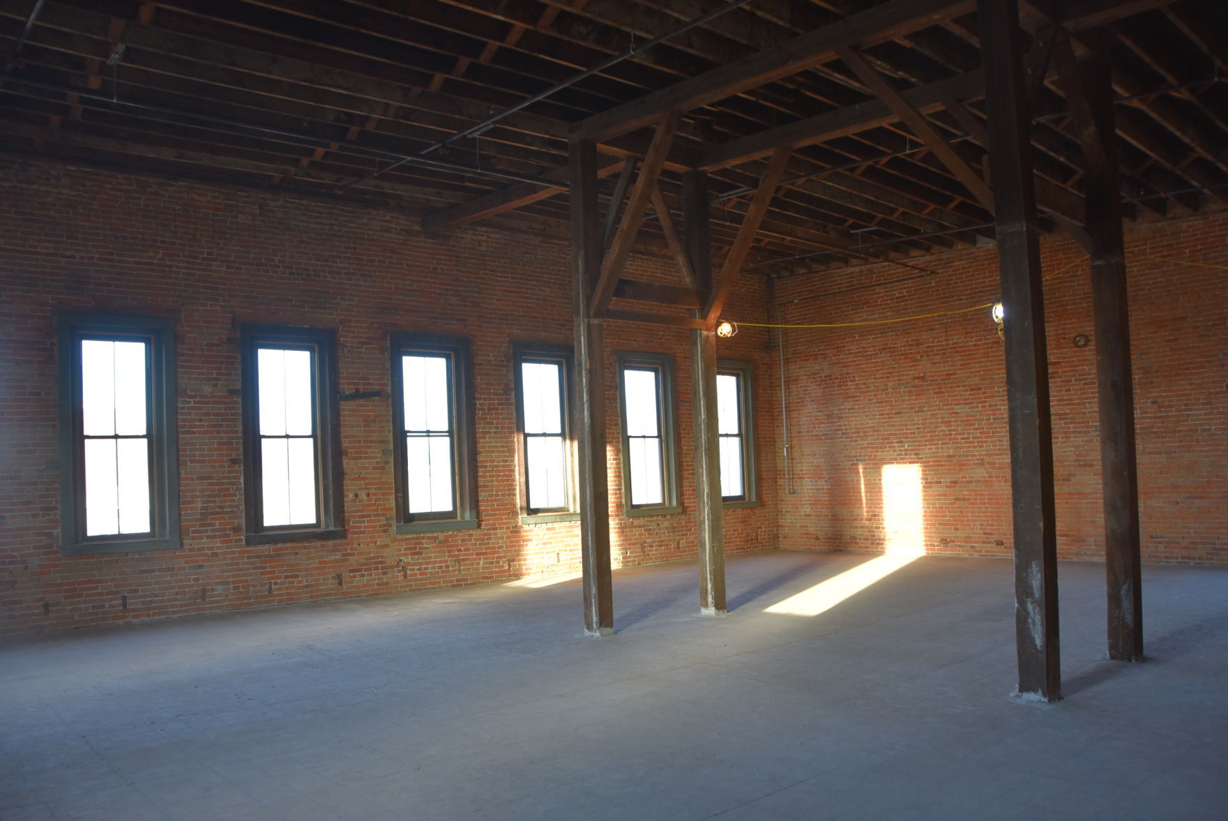 Mercantile building brings business to Beatrice