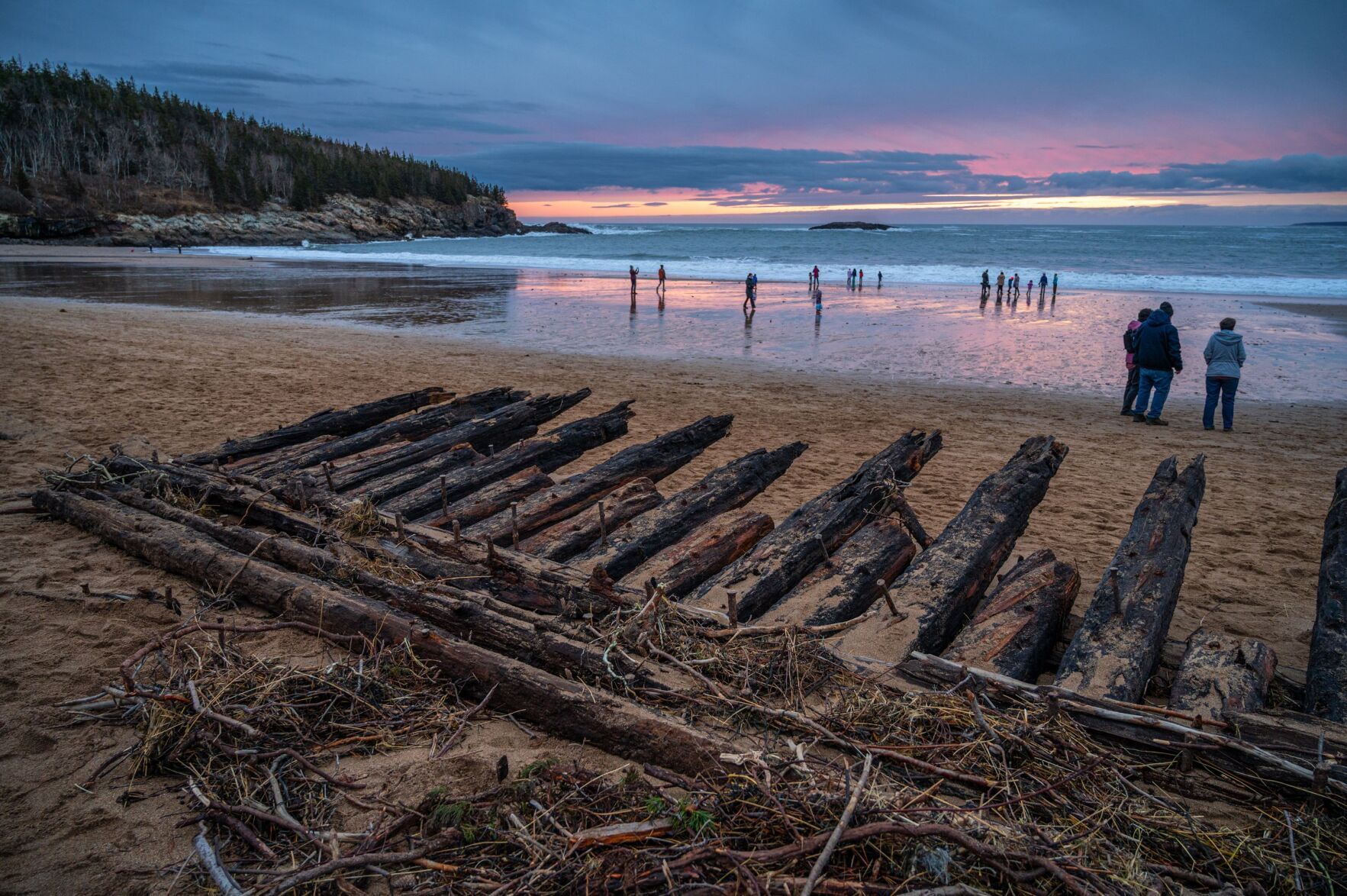 Storm provides a rare glimpse of a 112 year old shipwreck