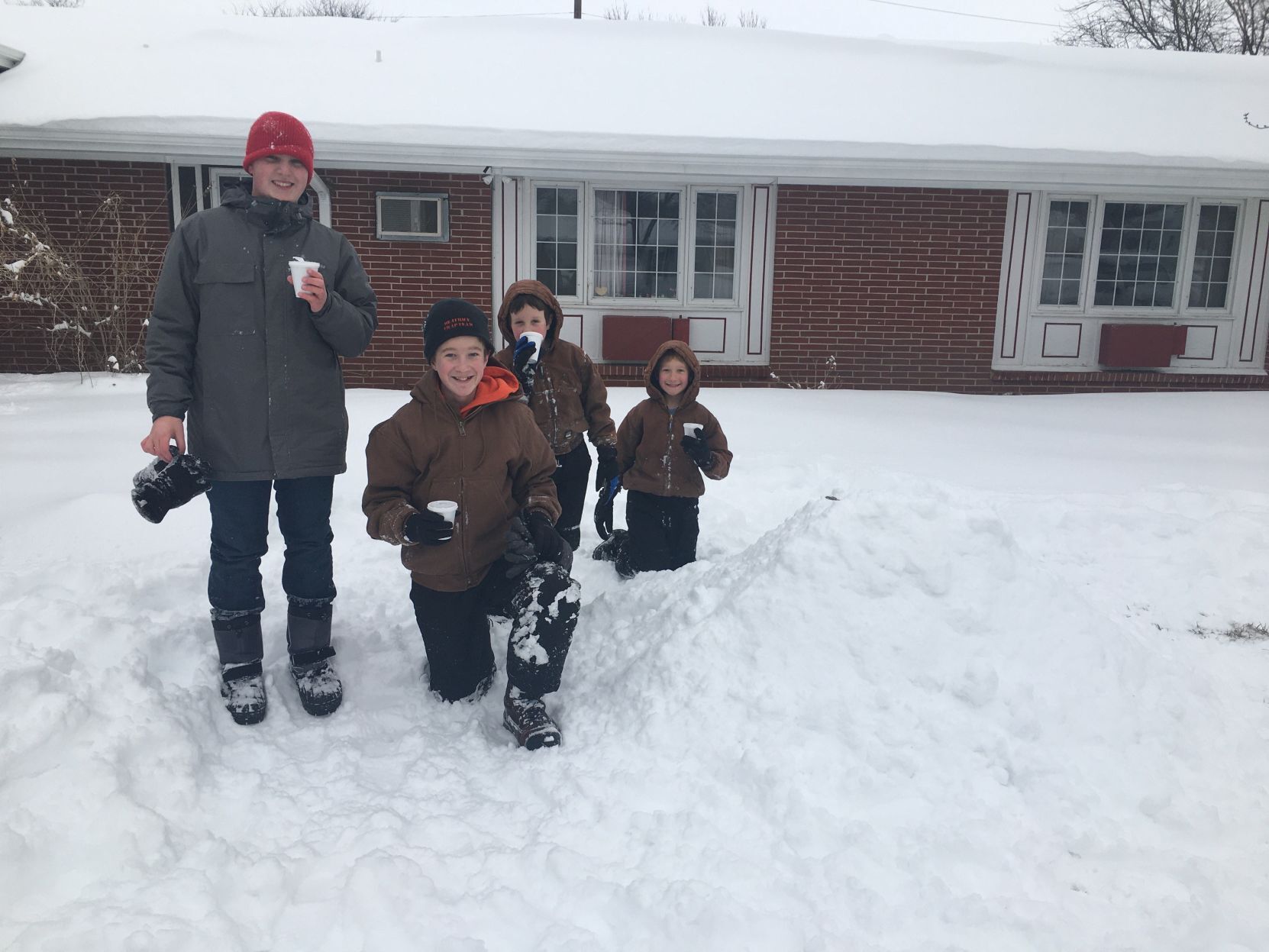 Locals build snowmen for Beatrice Health and Rehab residents