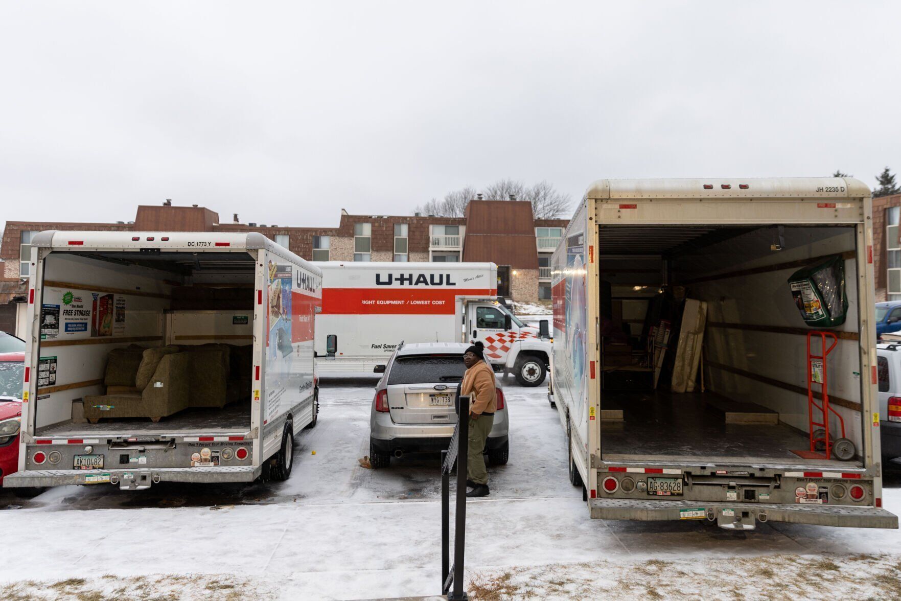 Unsafe conditions at apartment complex prompt City of Omaha to