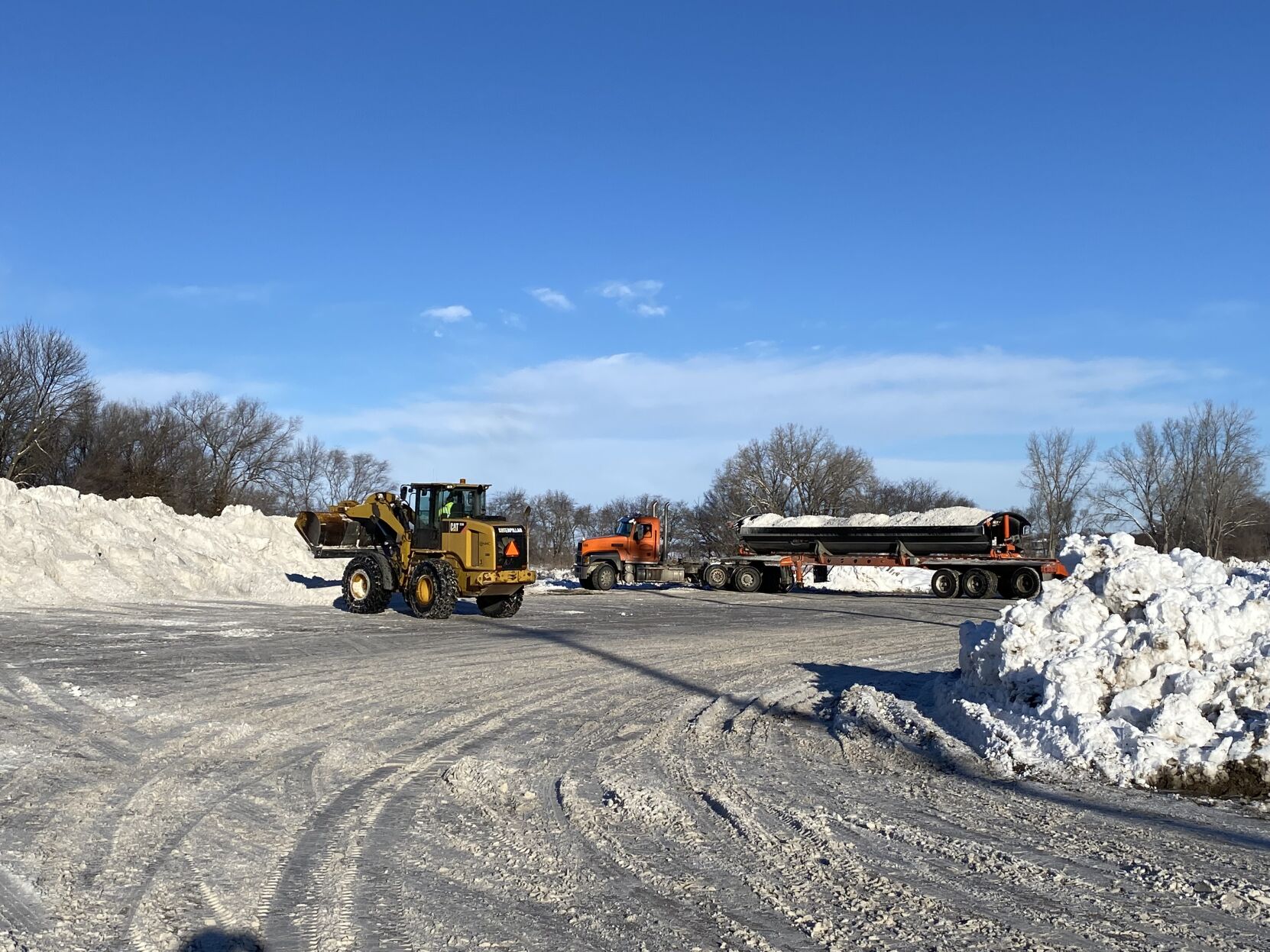 City cleans up from snow storm