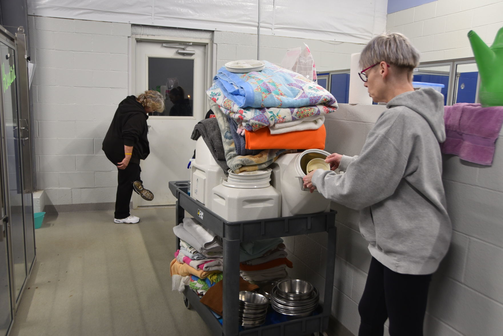 Volunteers care for Humane Society animals over the holidays