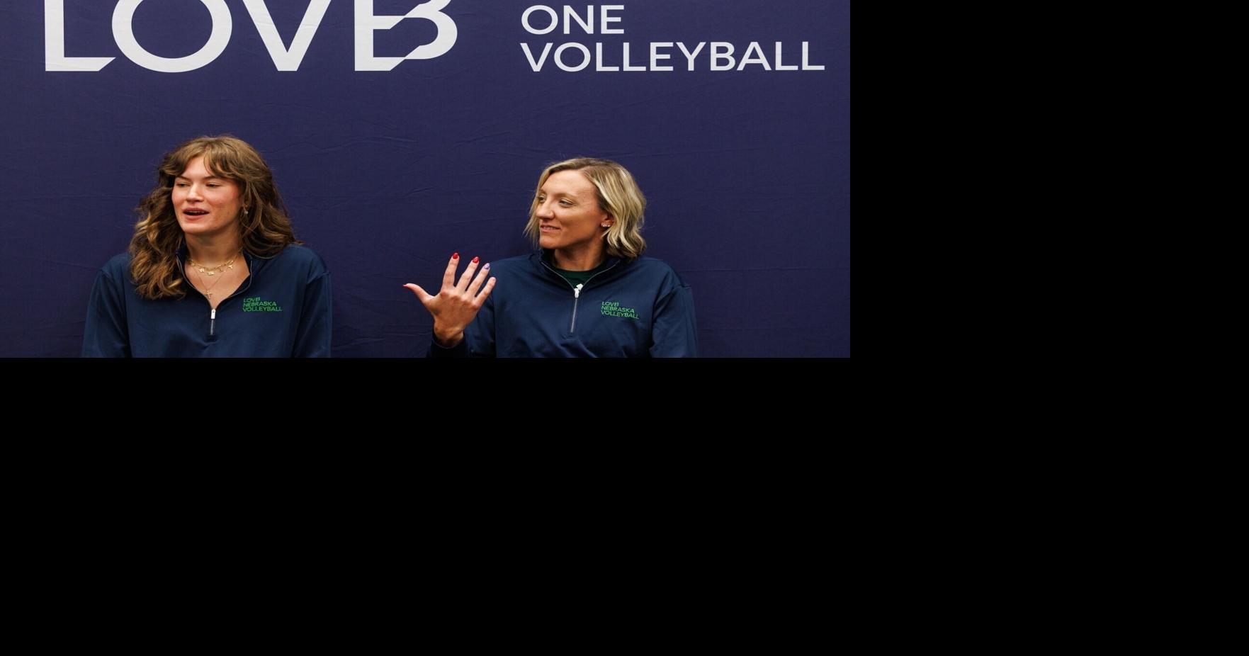 Marriage, homecoming and Jordan Larson: A whirlwind summer for Lindsay Krause