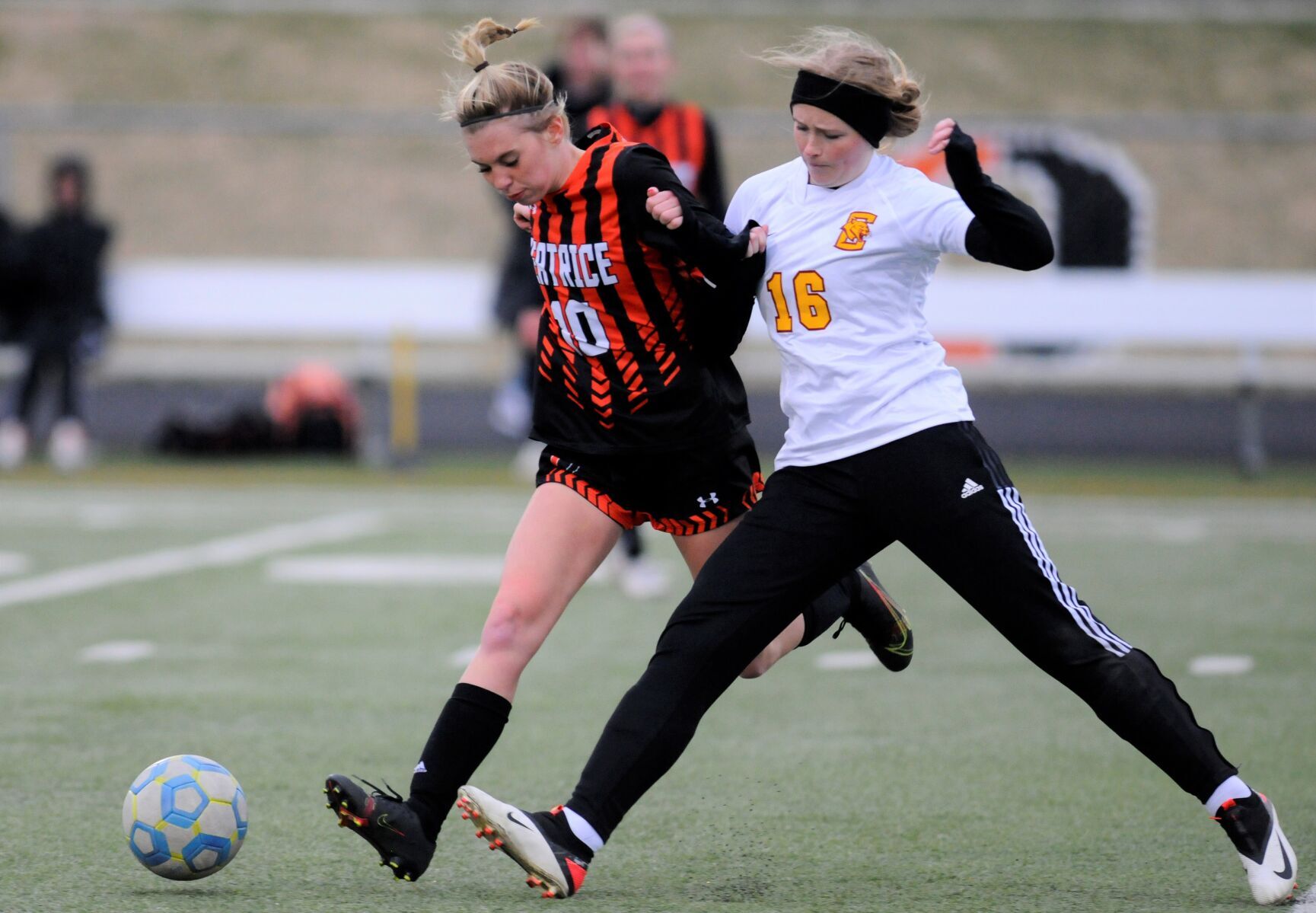 Lady O soccer defeats Conestoga on windy Senior Night