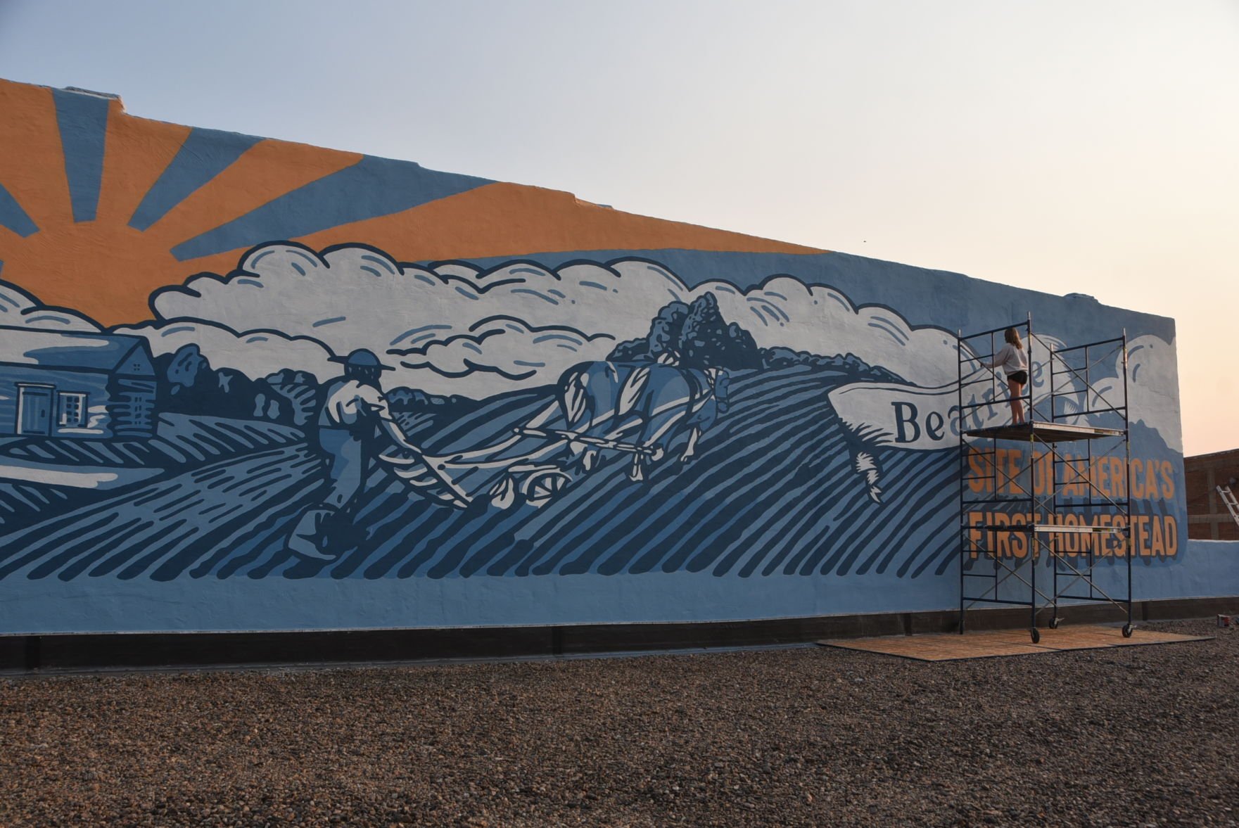 New mural highlights Beatrice history