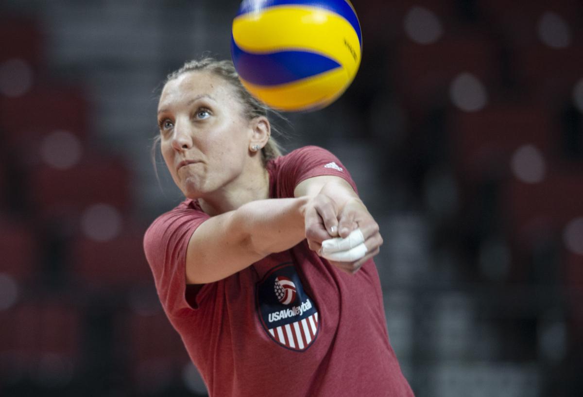 Jordan Larson signs to play in U.S. pro volleyball league with unique