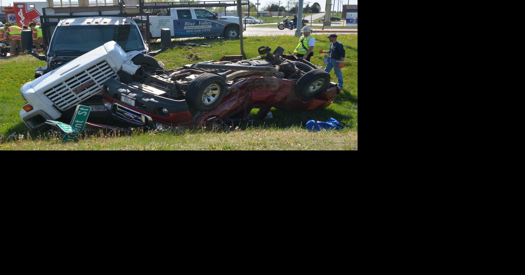 One injured in north Beatrice crash