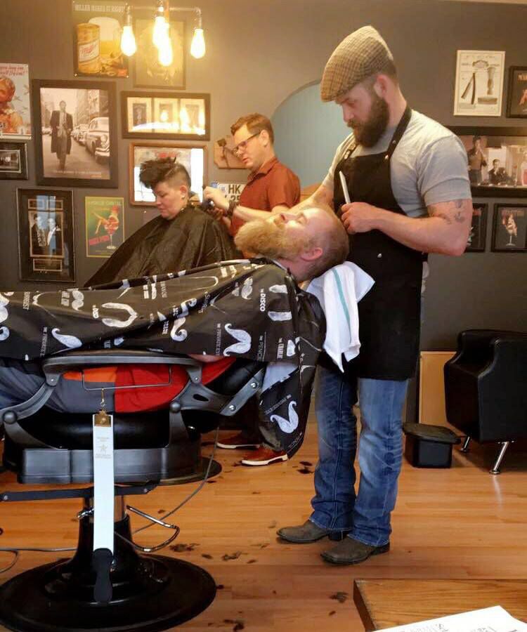 New barbershop opens in downtown Beatrice