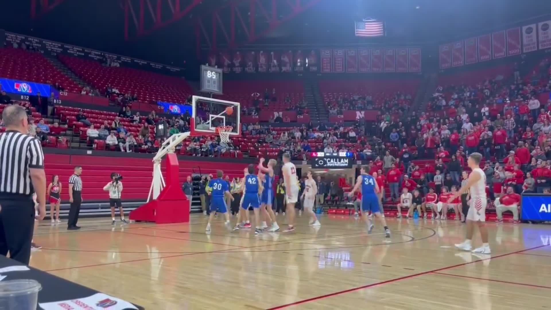 Carter Nelson makes game winning shot at state tournament