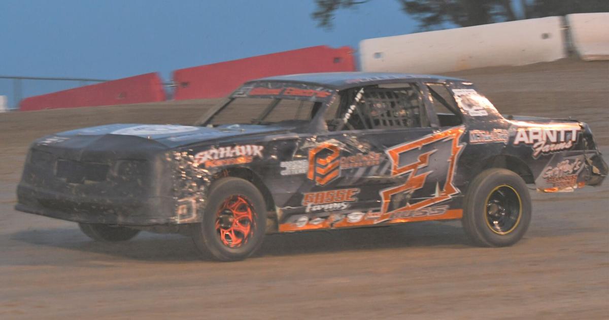 Track champions crowned at Beatrice Speedway