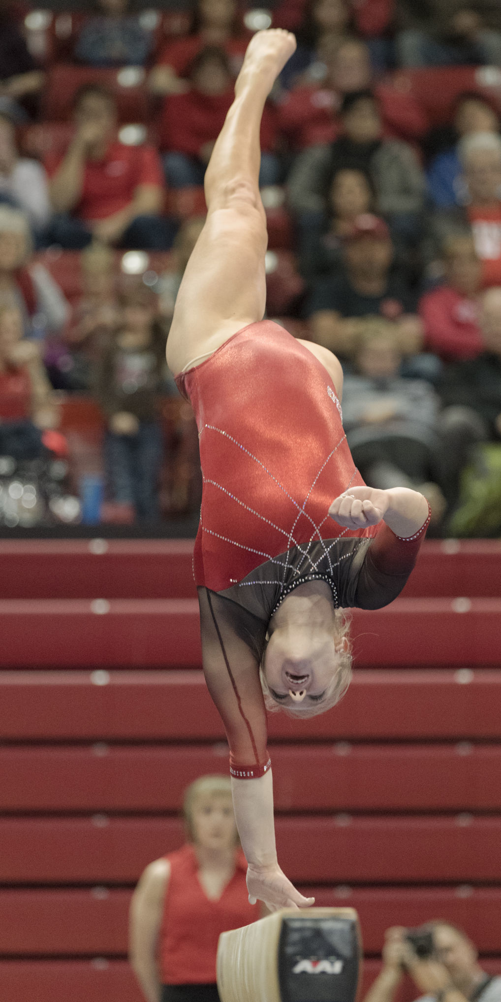 Photos Husker Women Gymnasts Finish Strong To Beat Minnesota Huskers