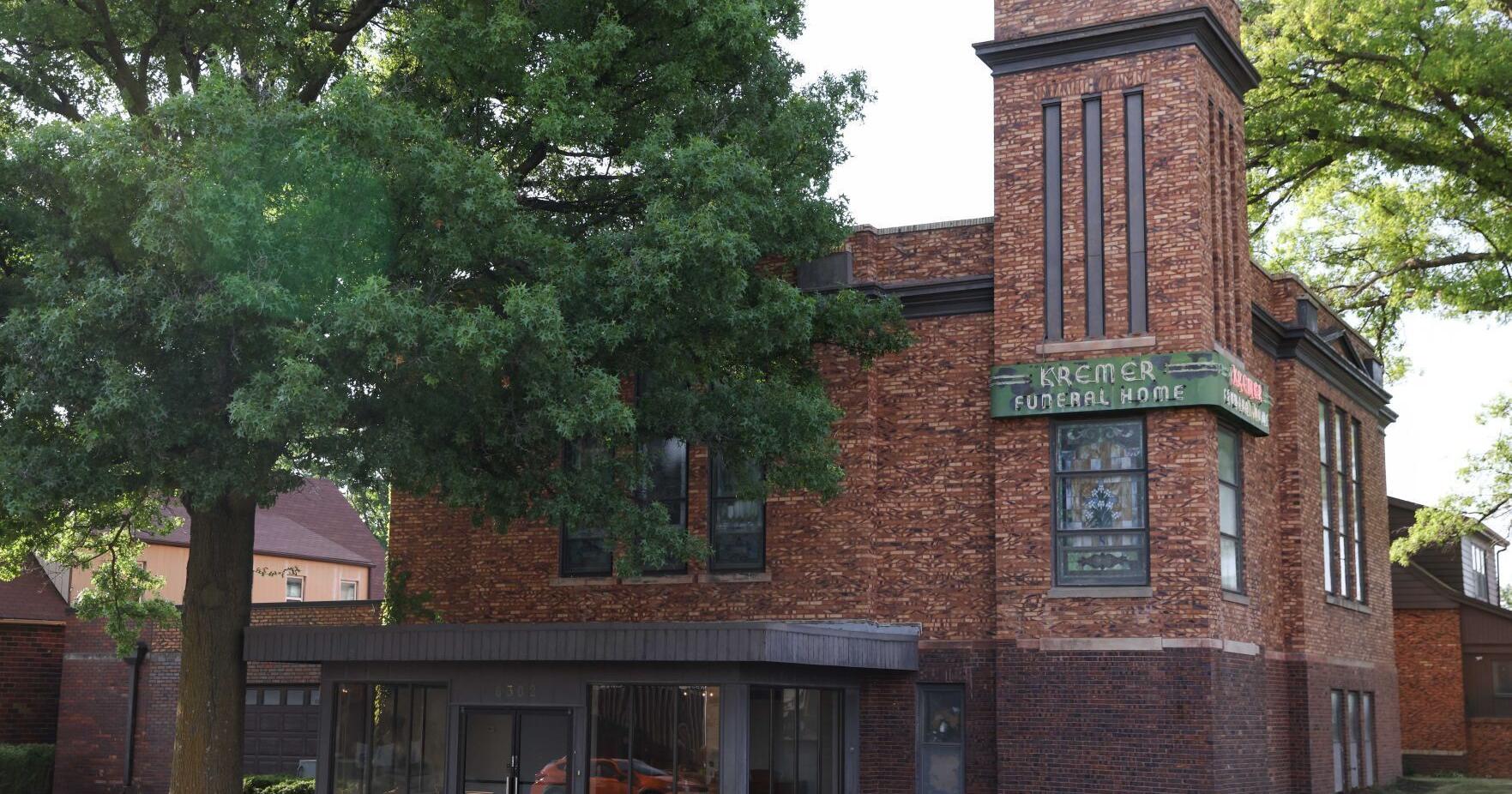 Cremated remains left behind at failed Omaha funeral home - Vimarsana News