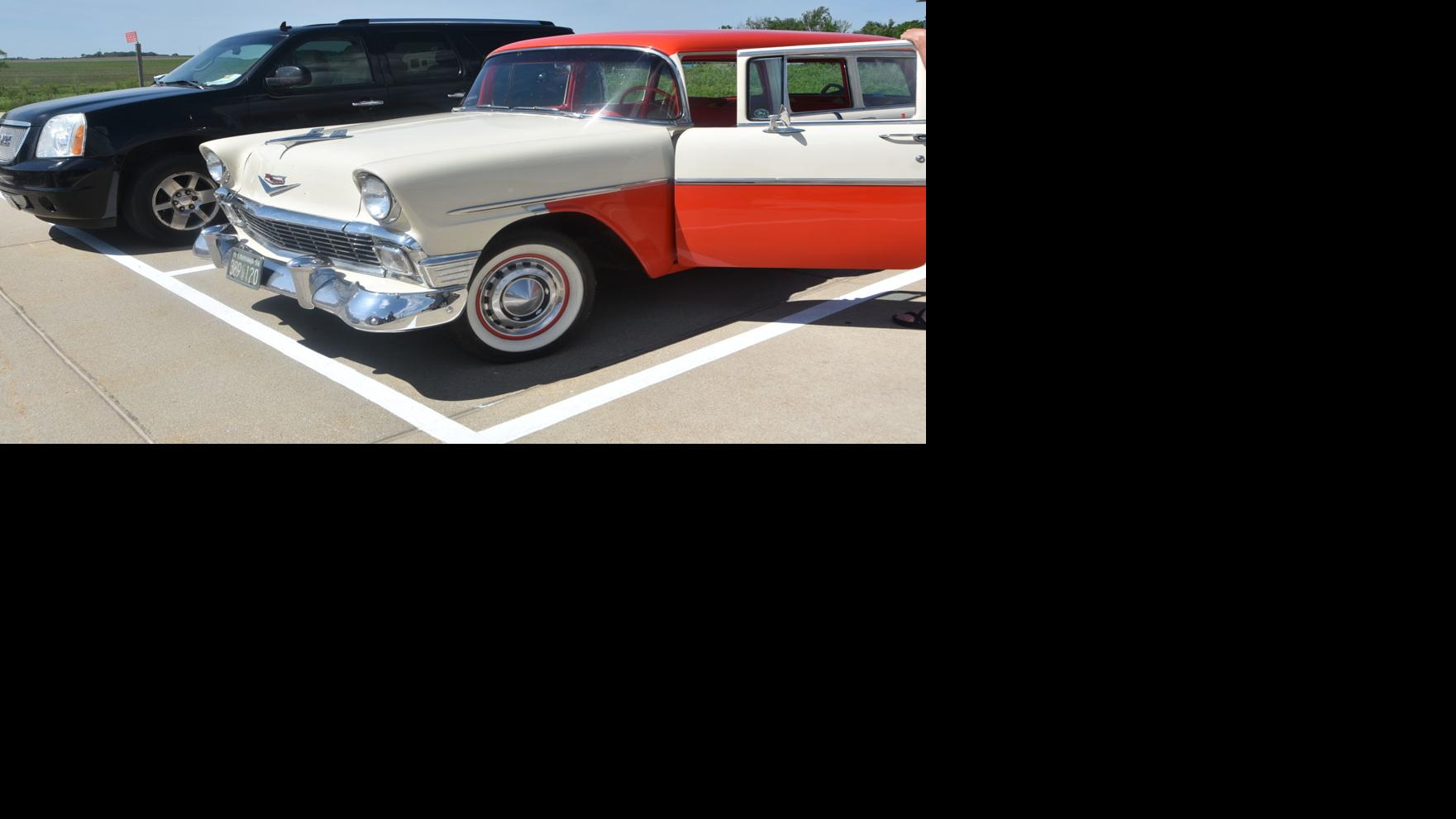 Homestead hosts stop in traveling antique automobile tour