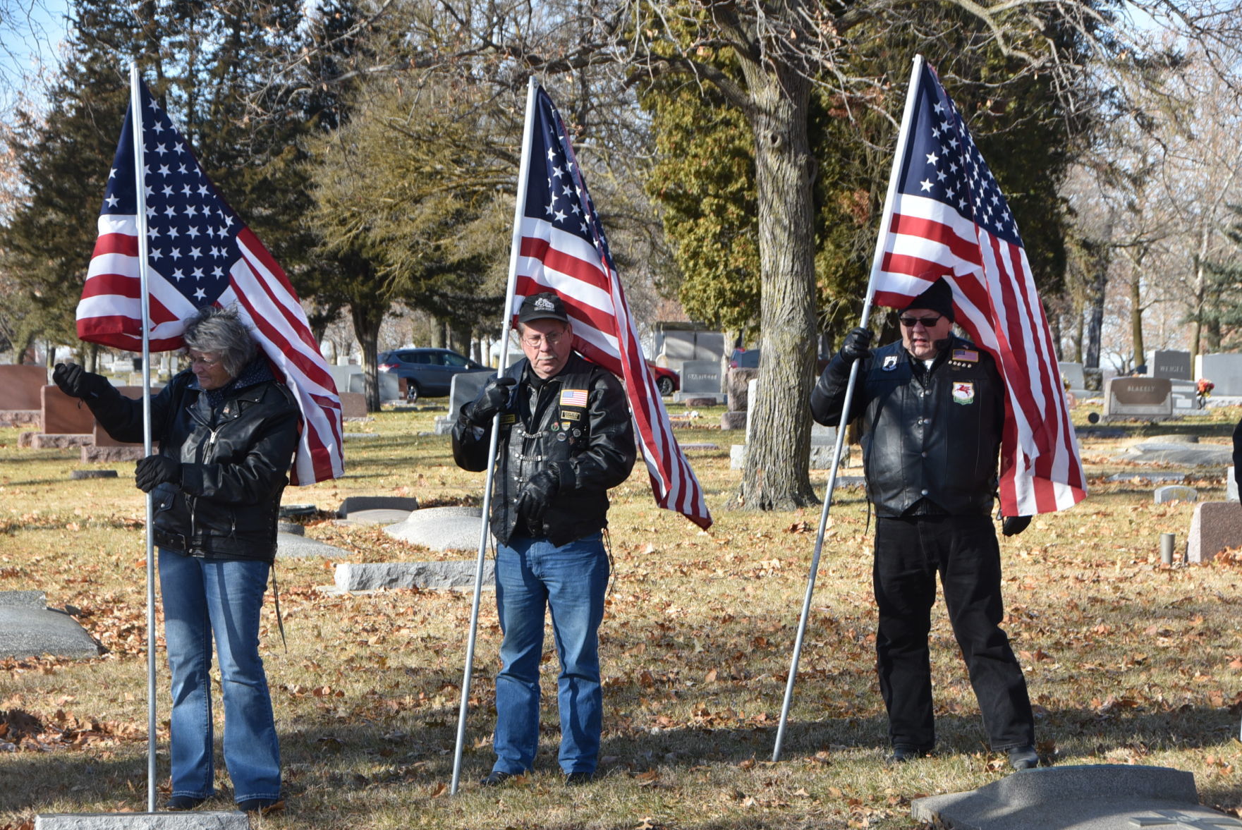 Dozens travel to Beatrice for funeral of Korean War veteran who