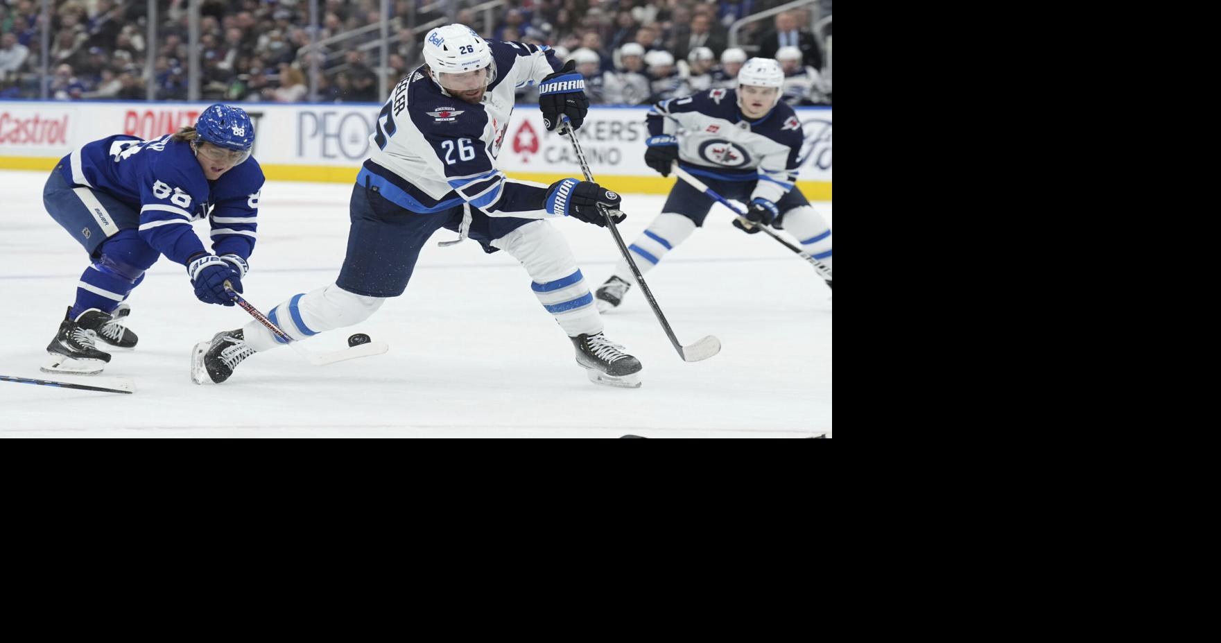 Hurricanes, Rangers turn NHL rivalry into signing frenzy