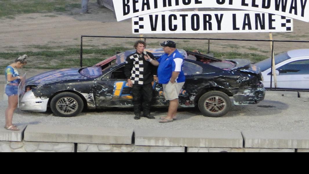 Armstrong, Young pick up A Feature wins