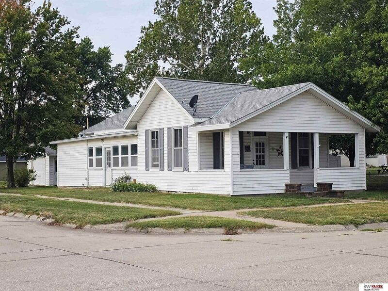 2 Bedroom Home in Dewitt 59 000