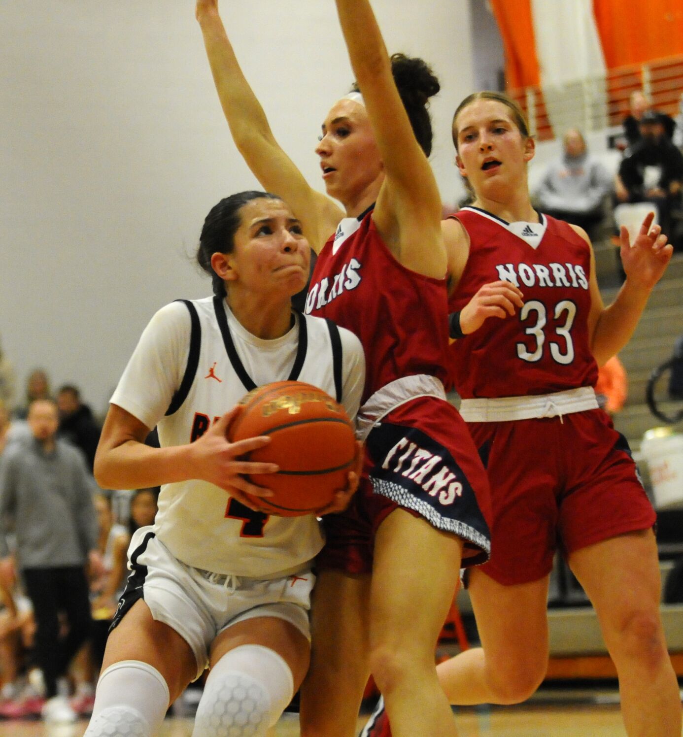 Norris Girls Dominate Beatrice 62-45 in B1-1 Sub District Final