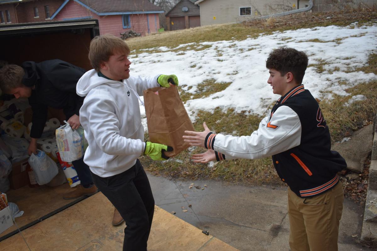Diller Odell Students Collect Items For Food Pantry Local News