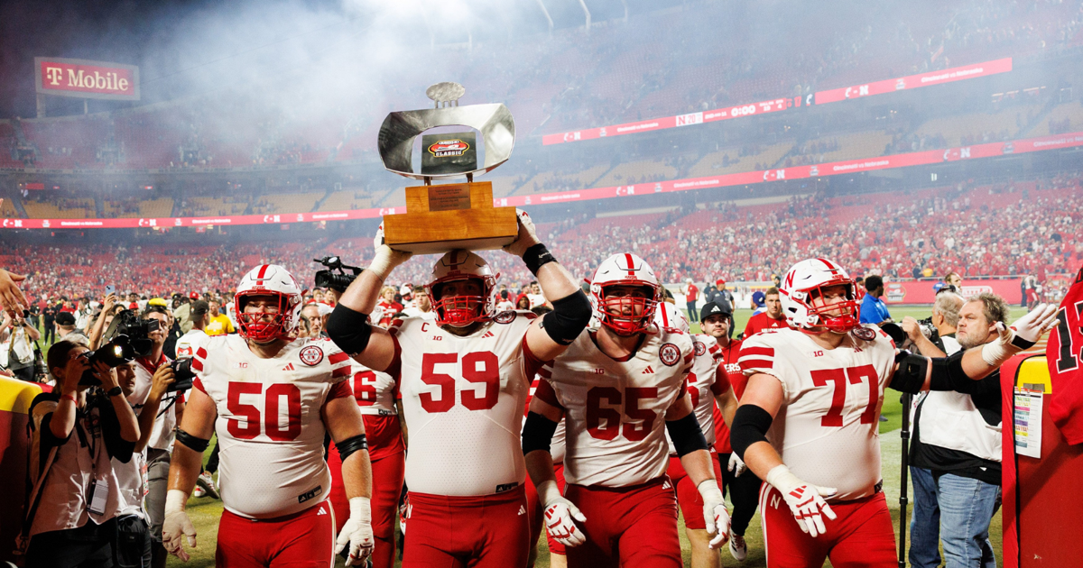 McKewon: In a Kansas City sea of red, Nebraska’s clutch plays close out Cincinnati
