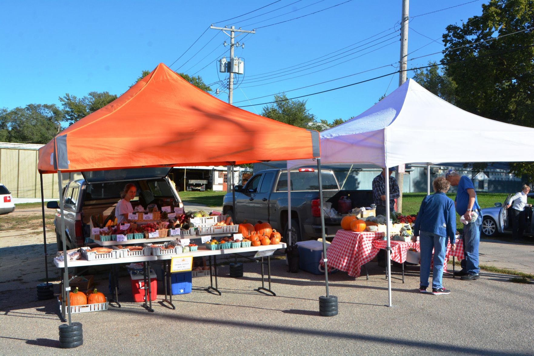 Beatrice Farmers Market closes down for the season