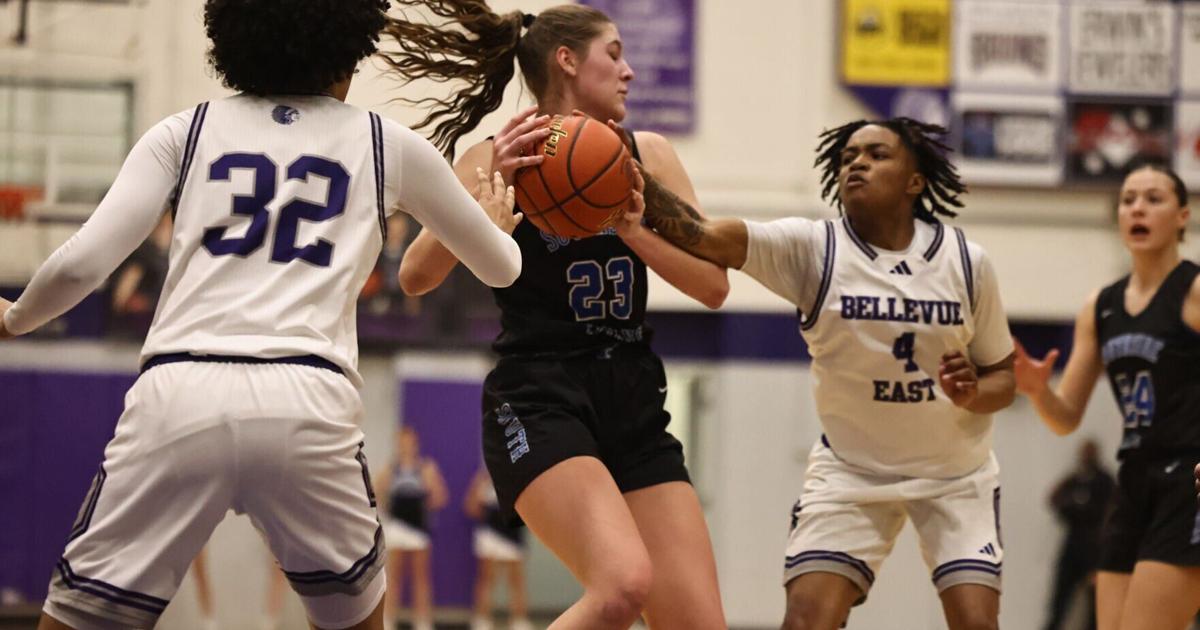 The ultimate team-up: State's top 2027 recruit chooses Huskers and her basketball idol