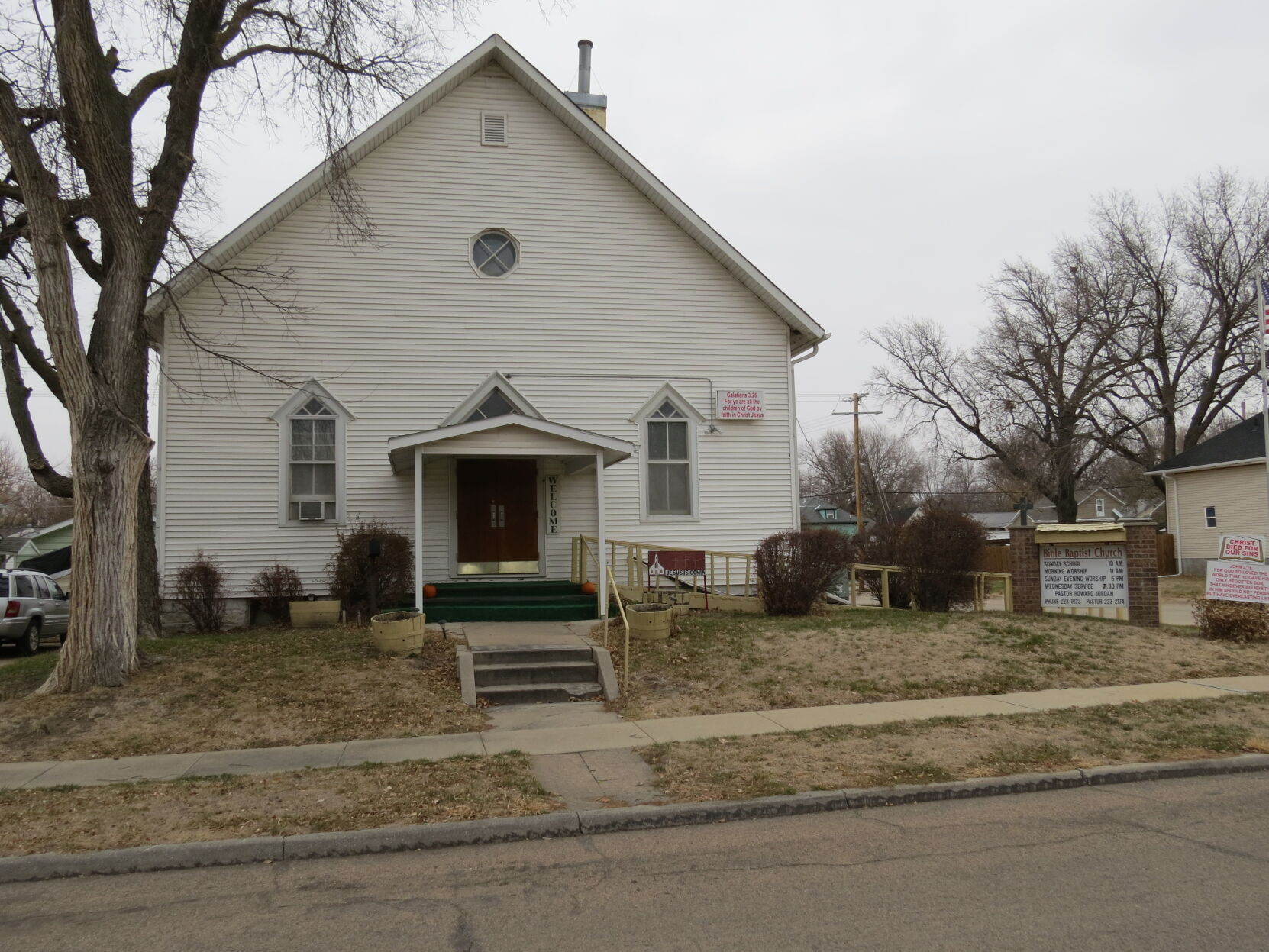 Few buildings from early Beatrice remain