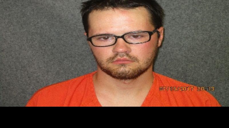 Man arrested for assaulting pregnant woman