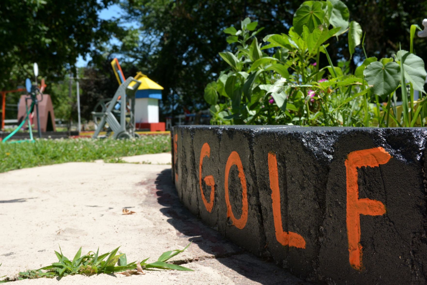 Beatrice Mini Golf recovers from storm with help from the community