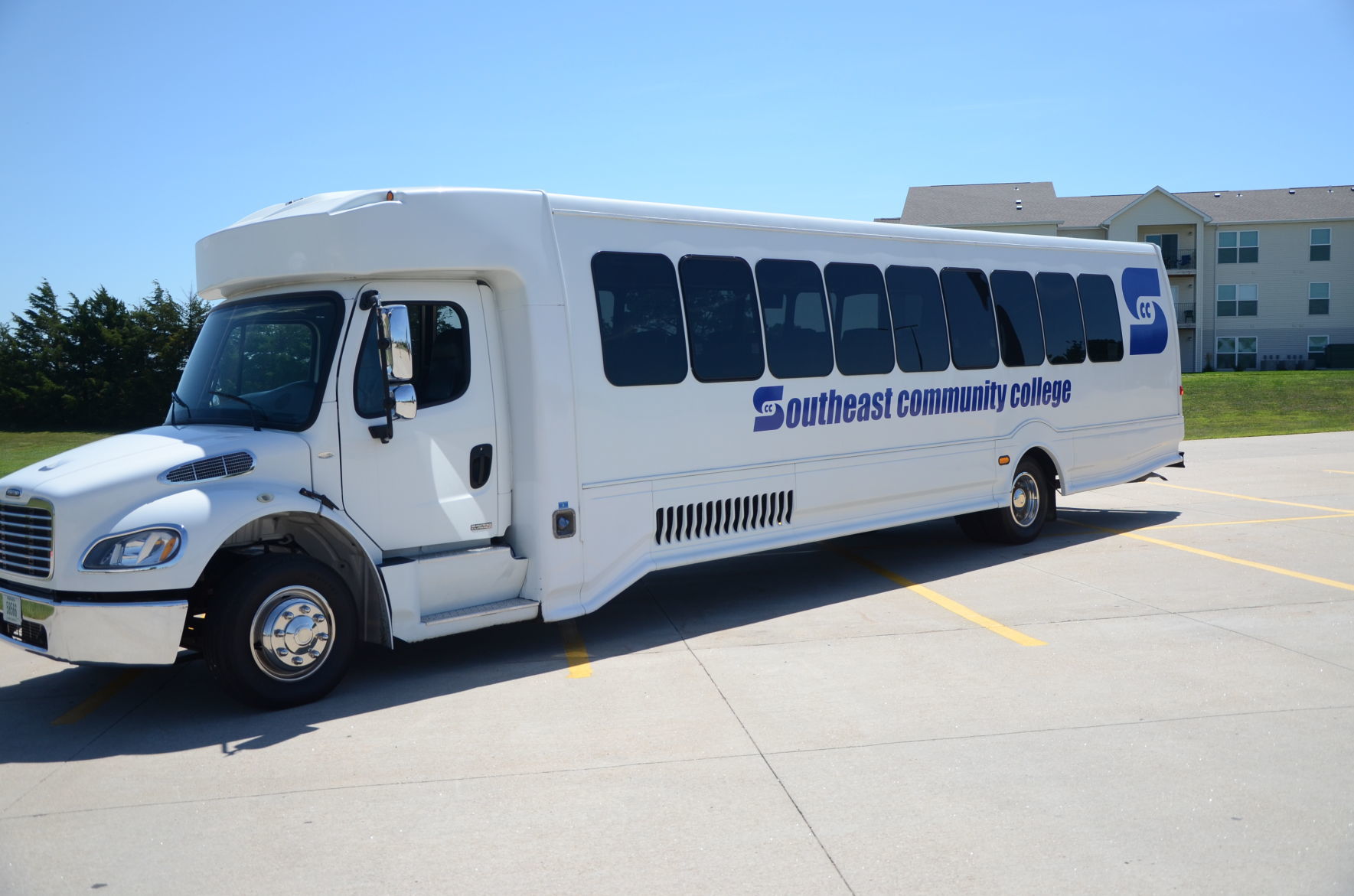 SCC athletics gets new home floor bus for road games