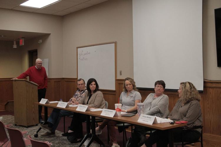 Community meeting Beatrice housing held at library