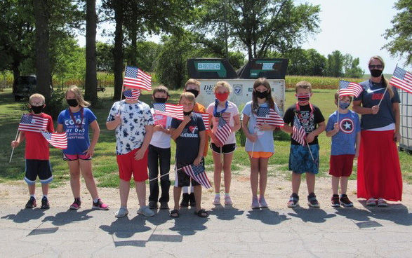 Military family reunites during surprise event at Lewiston school