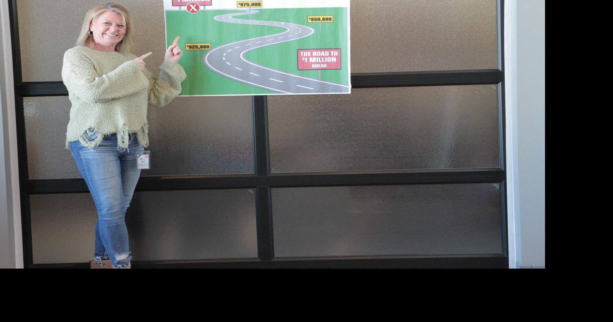 Exmark donates 75,000 to Gage County United Way