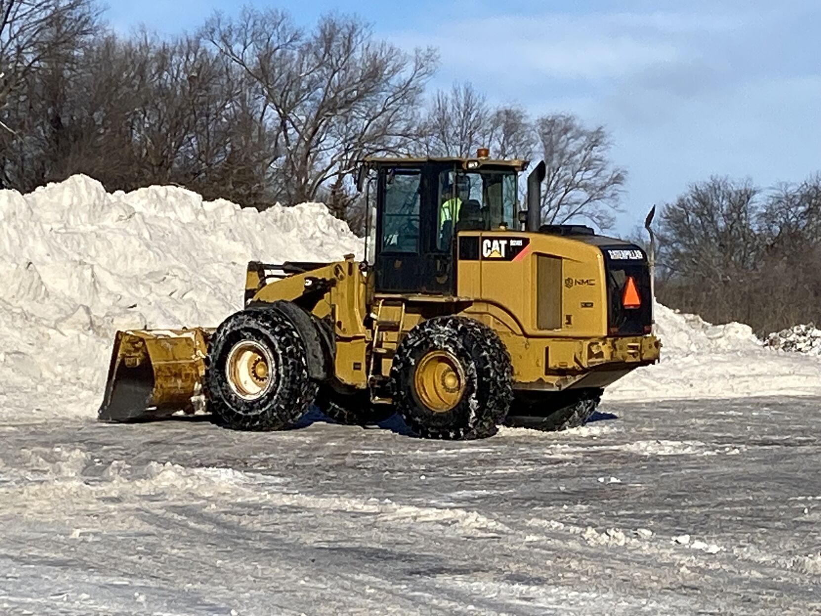 City cleans up from snow storm