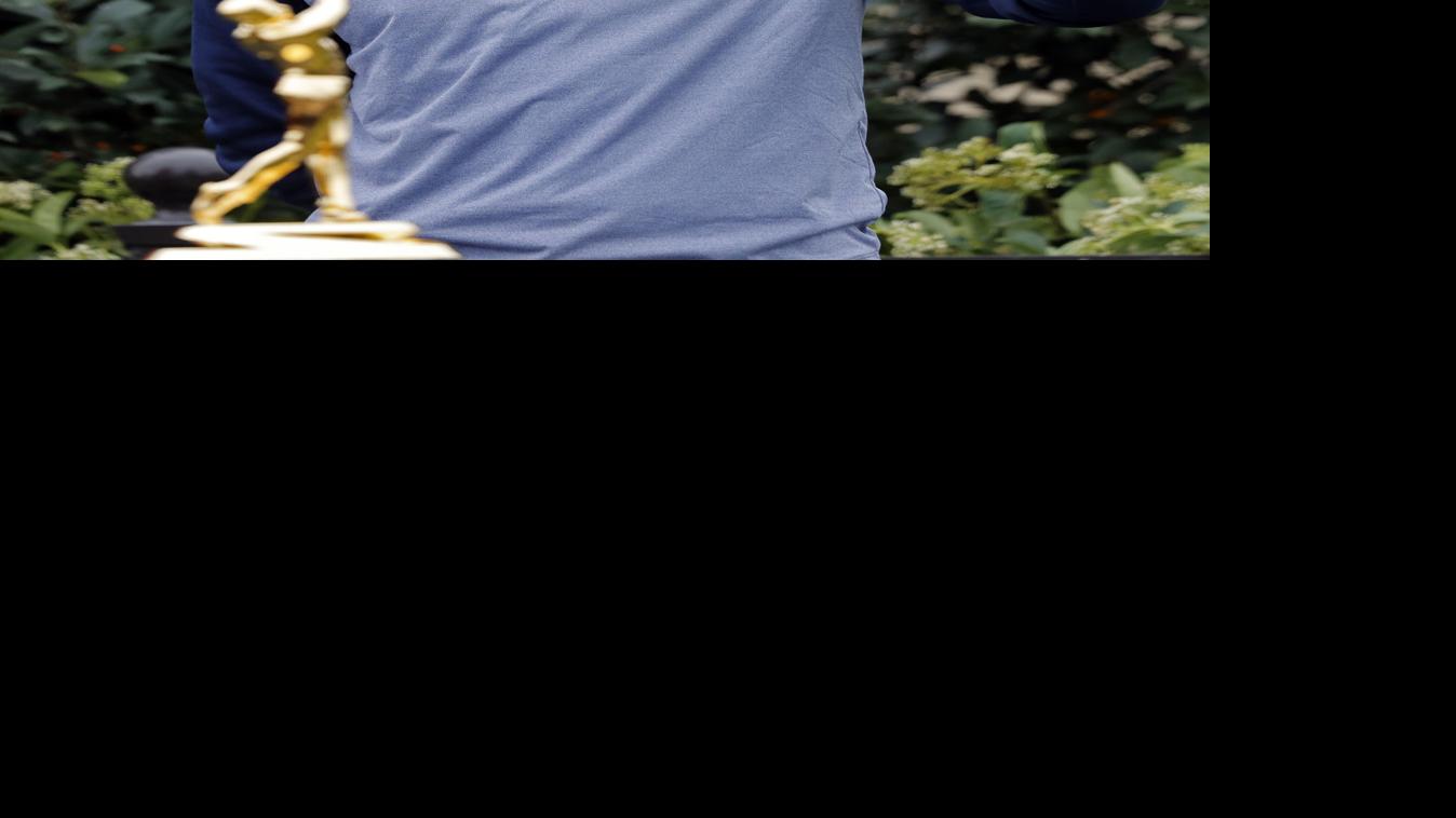 McIlroy blocks out noise and hits his stride