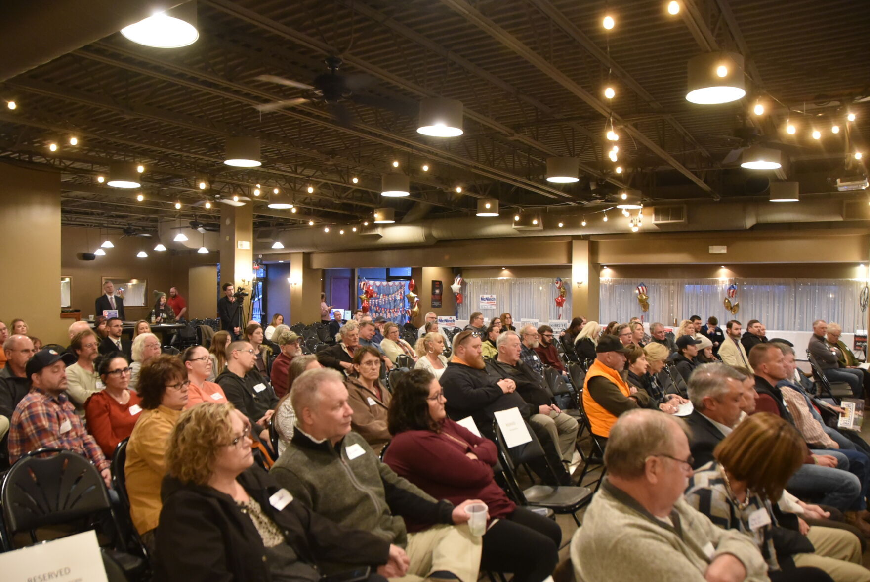 Candidates for governor speak in Beatrice