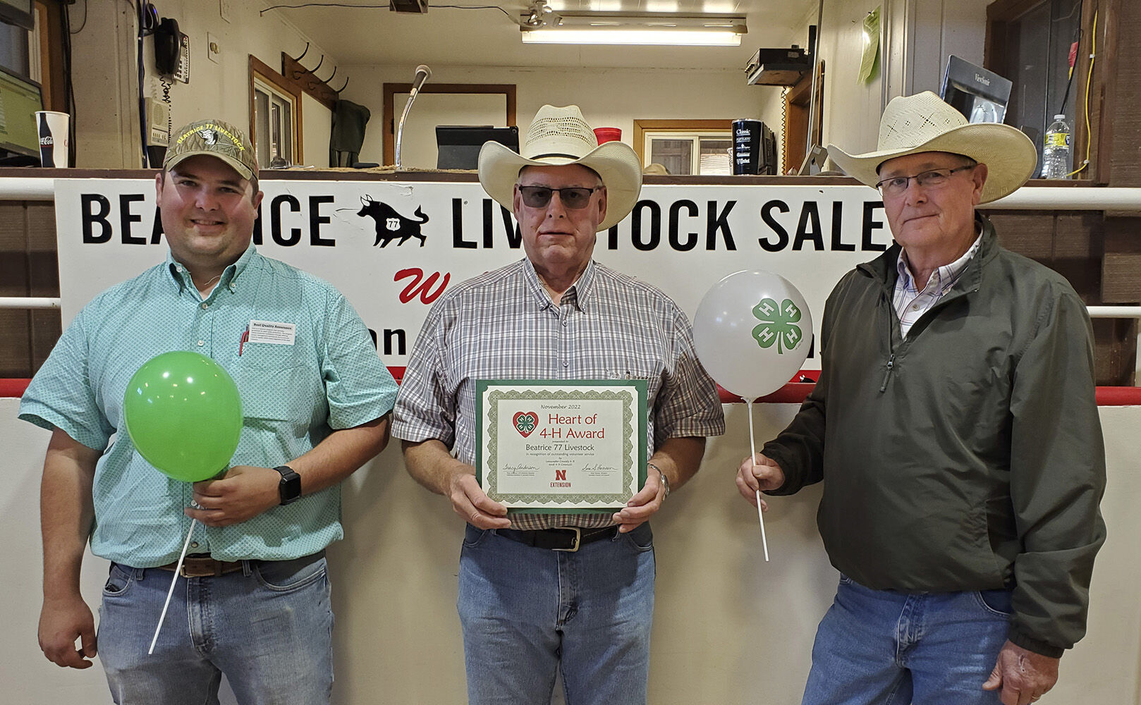 Beatrice 77 Livestock receives 4 H award