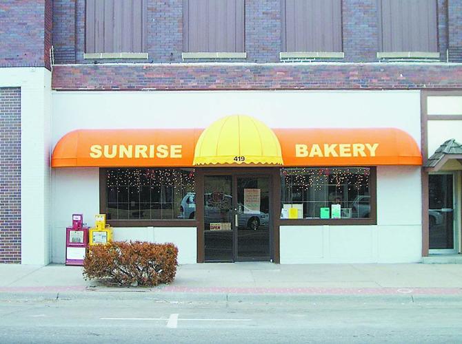 Sunrise  Bakery building from 2004 (3).jpg
