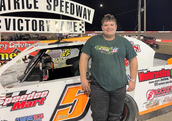 Beatrice Speedway hosts opening night of regular season