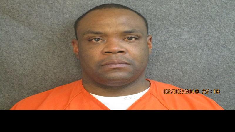 2 arrested after pursuit