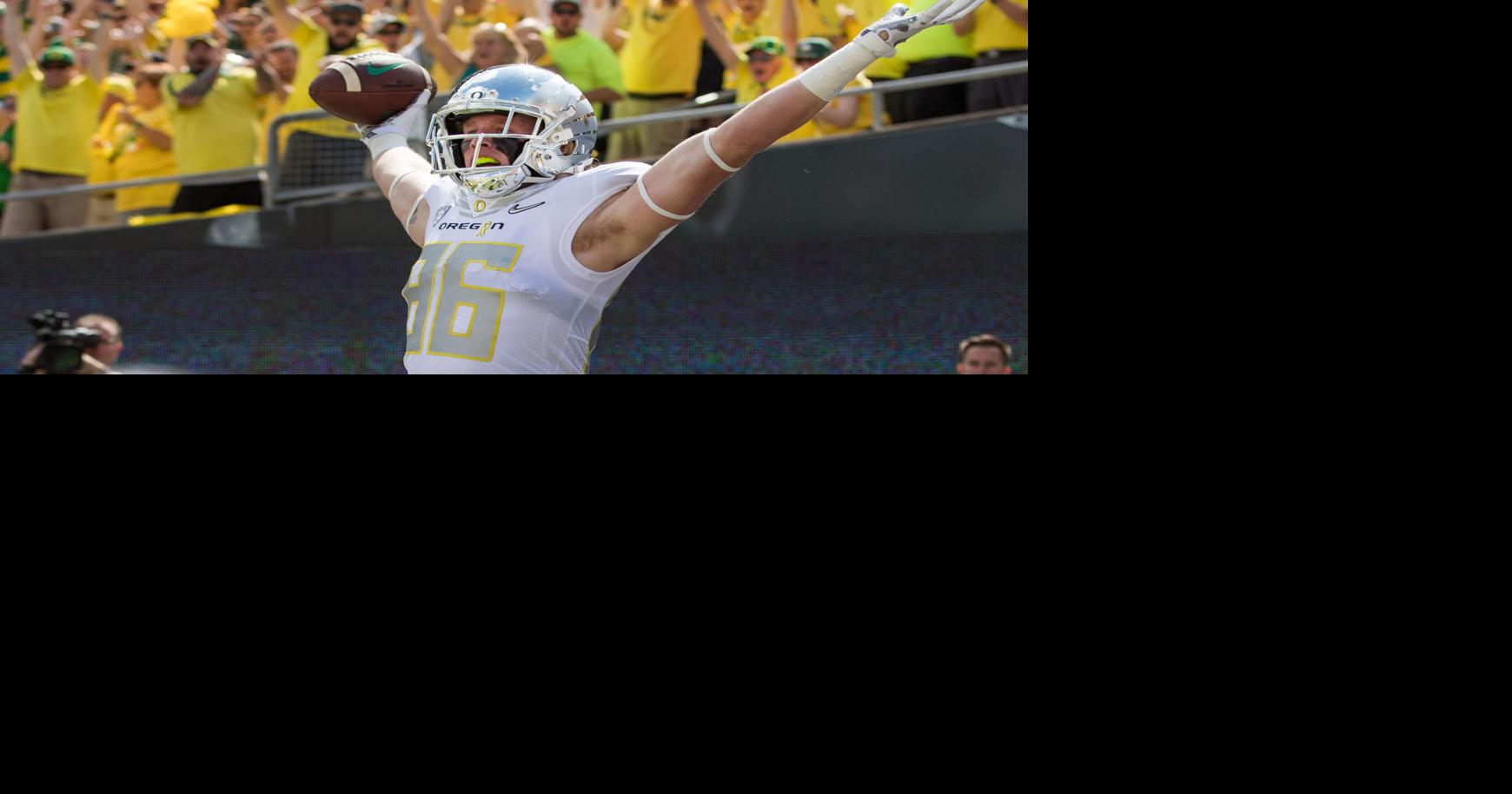 Big Ten adds Oregon and Washington from crumbling Pac-12