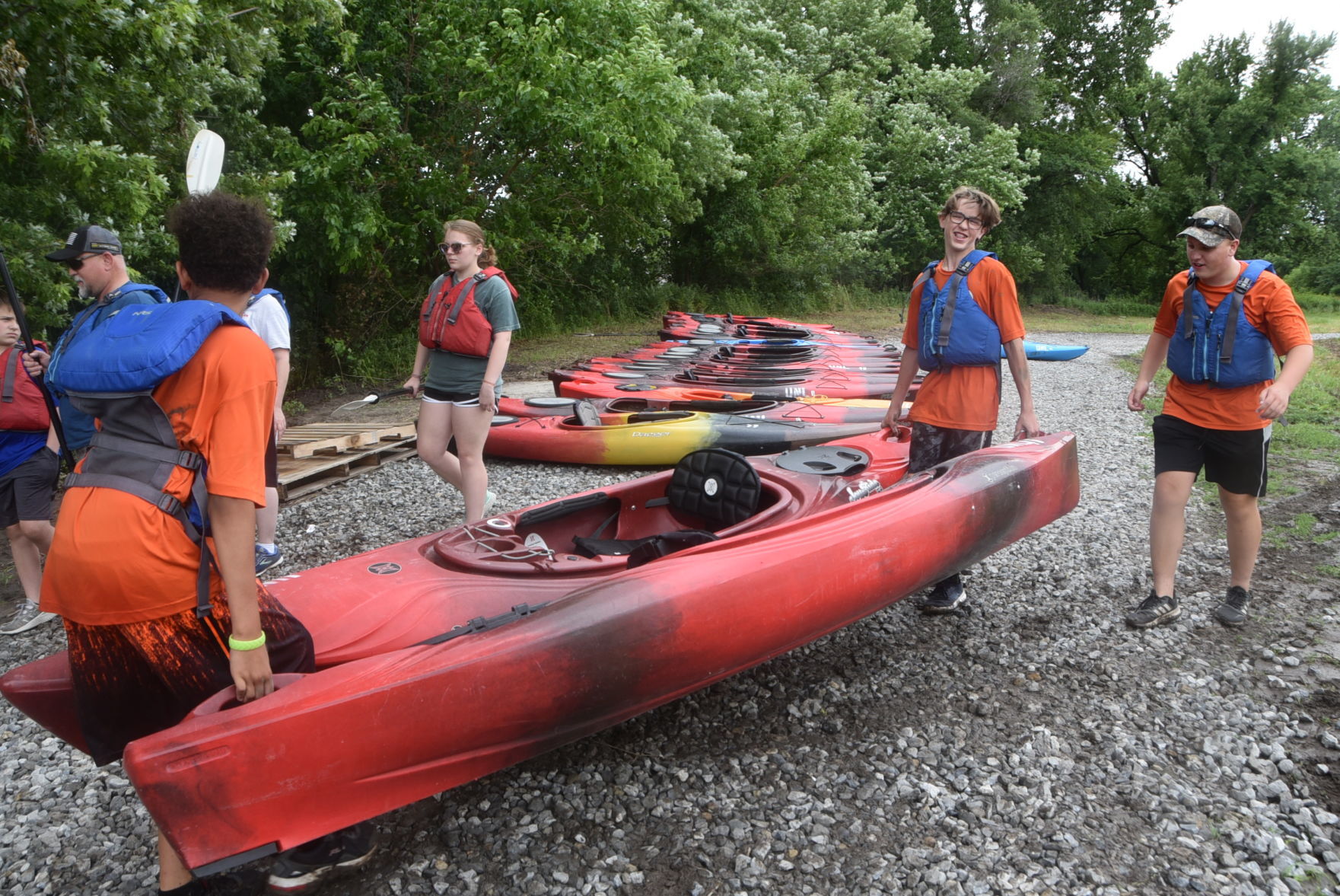 Beatrice YMCA holds kayak event during Homestead Days