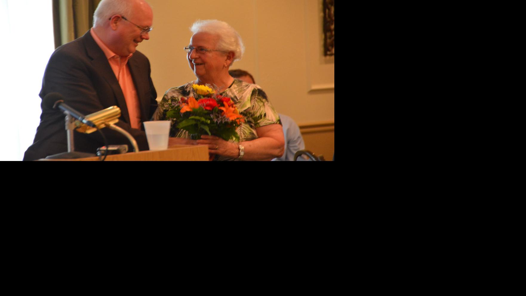 Chamber presents member awards