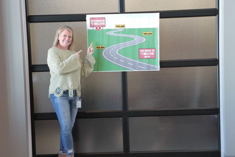 Exmark donates 75,000 to Gage County United Way