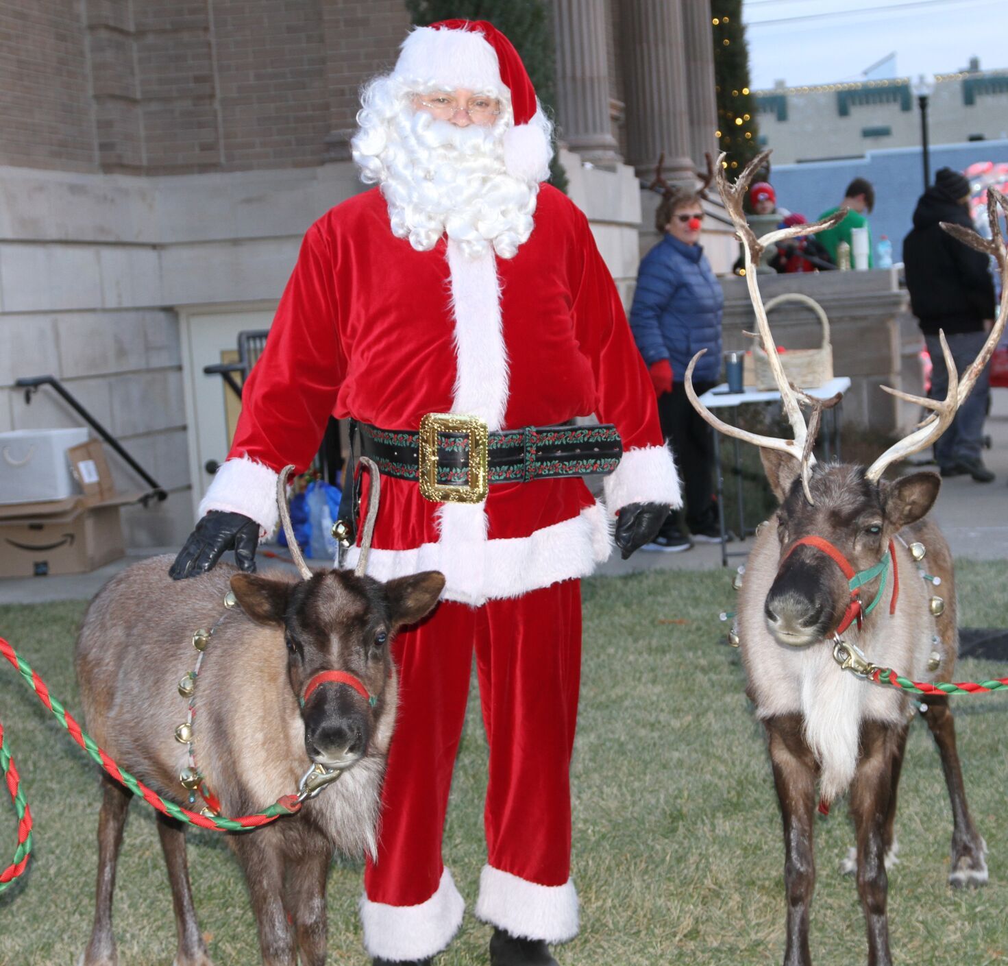 Holiday Lighted Parade planned for Saturday