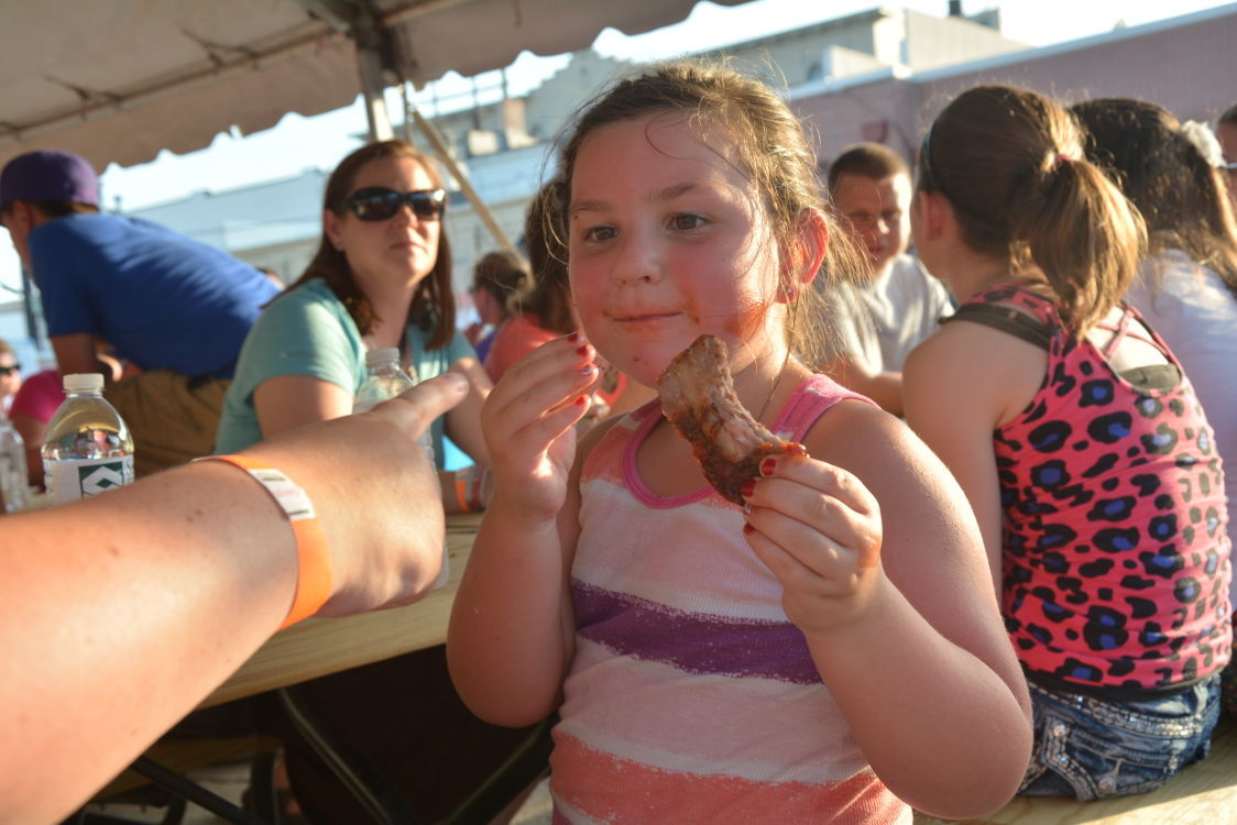 Pigging out at Ribfest