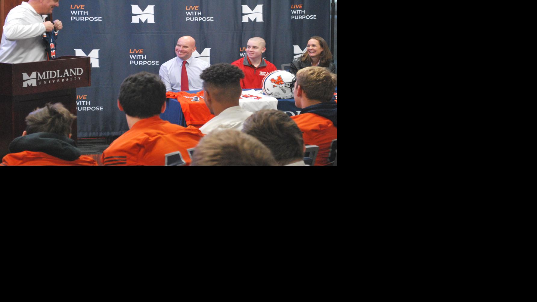 Years after Spring Game touchdown, Jack Hoffman lands full-ride scholarship offer